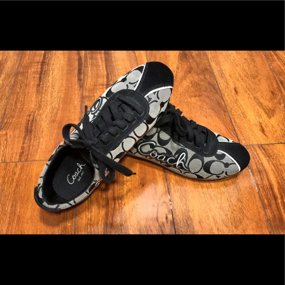 Coach shoes (navy blue) size 6M